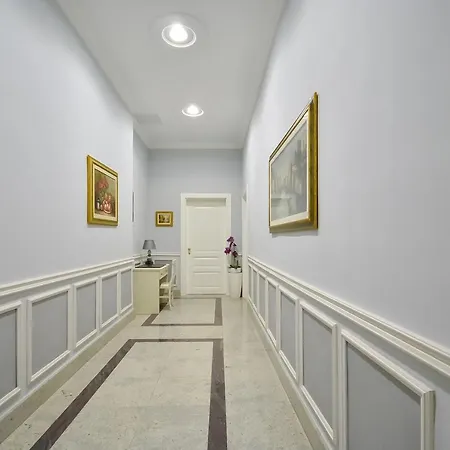 Dalmatinova 2-bedroom With Castle View *
